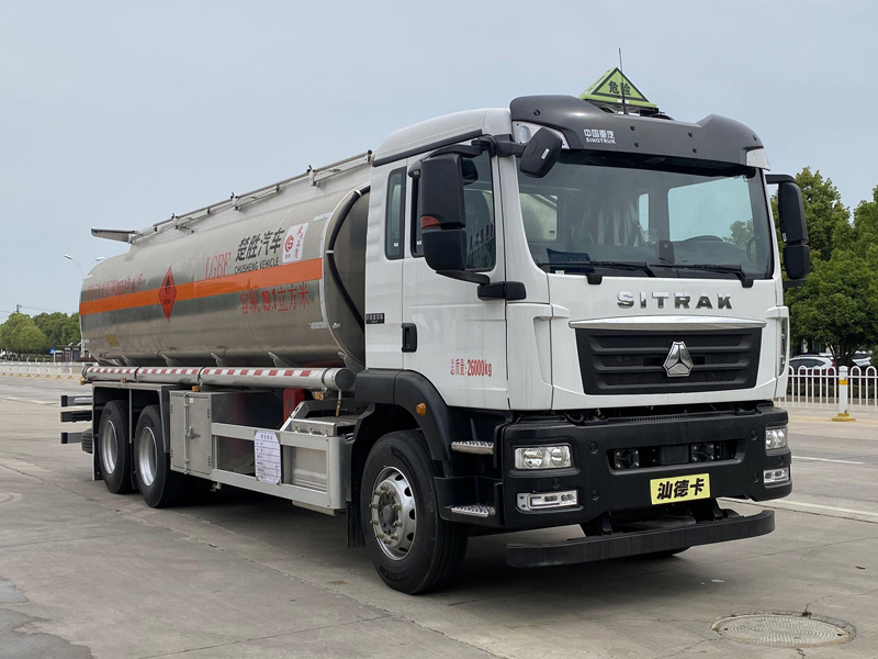 鋁合金運(yùn)油車，油罐車，楚勝汽車集團(tuán)